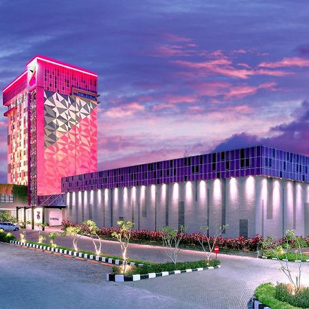 Hotel The Zuri Dumai Exterior foto